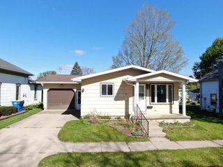 1027 Prairie Avenue, Hillsboro, WI 54634