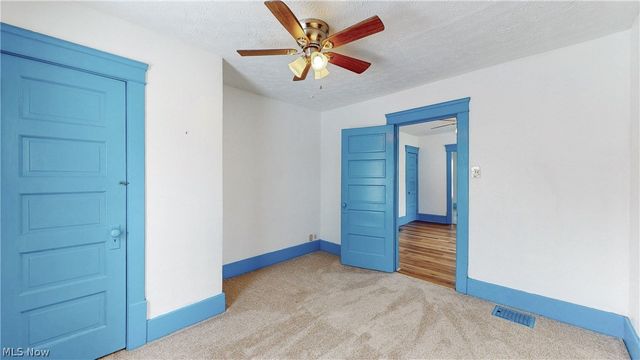 2411 8th Street, Cuyahoga Falls, OH 44221