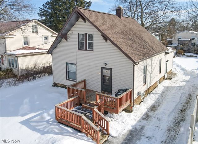 2411 8th Street, Cuyahoga Falls, OH 44221