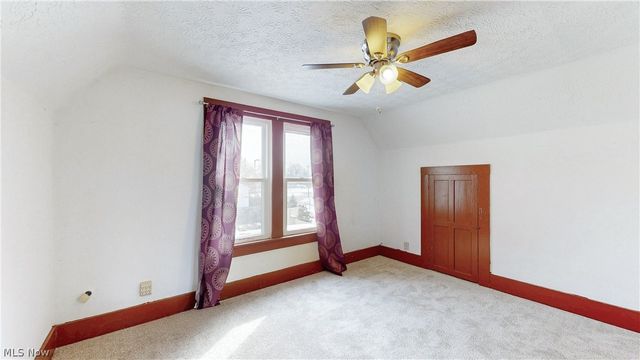 2411 8th Street, Cuyahoga Falls, OH 44221