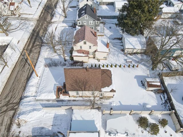 2411 8th Street, Cuyahoga Falls, OH 44221