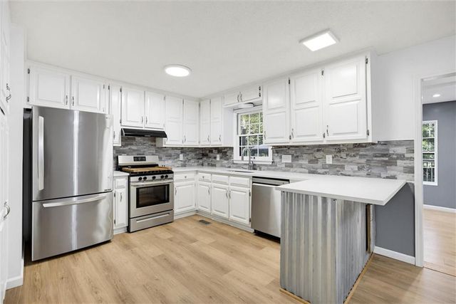 1749 Charrington Way, Powder Springs, GA 30127