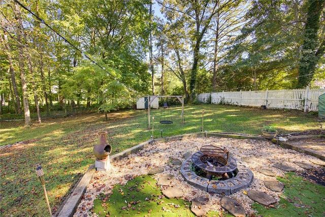 1749 Charrington Way, Powder Springs, GA 30127