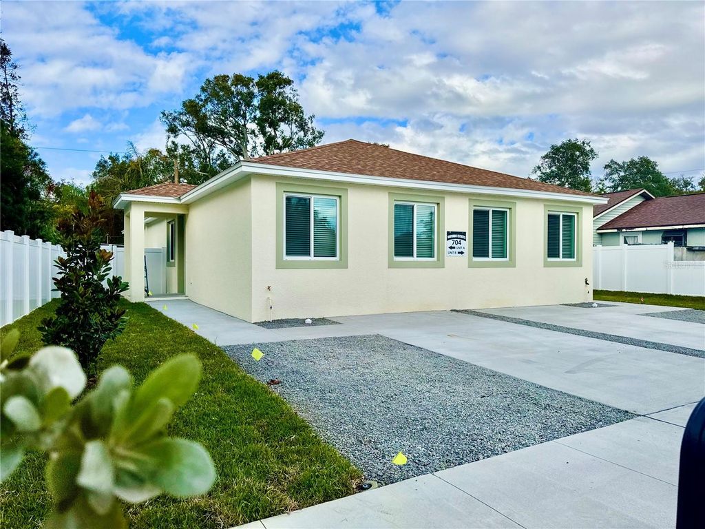 704 13TH AVENUE NW, Largo, FL 33770
