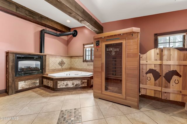 46-48 Dineen Road, Queensbury, NY 12845