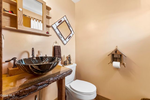 46-48 Dineen Road, Queensbury, NY 12845