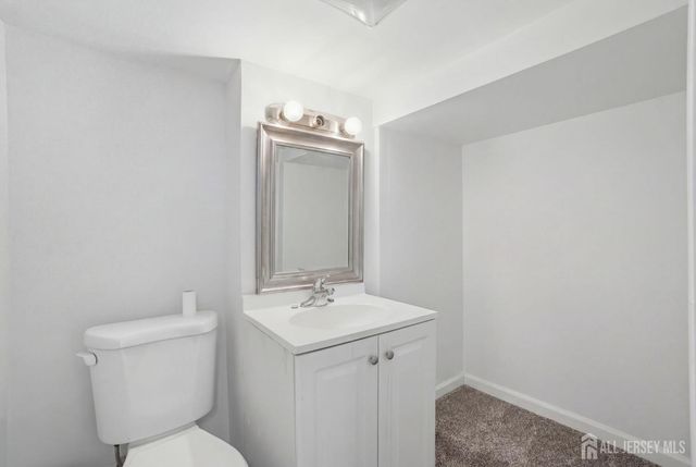 241 Hillside Road, Elizabeth, NJ 07208