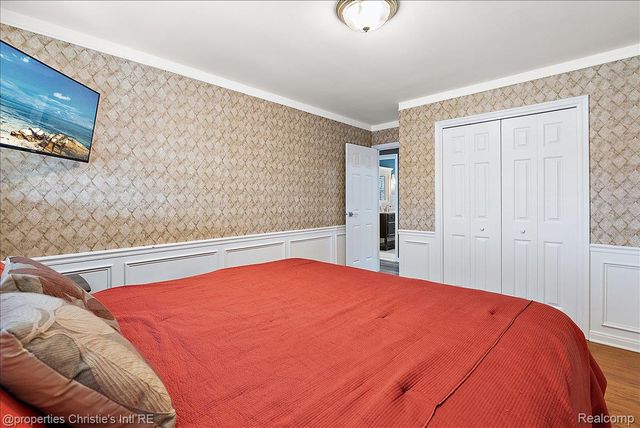 37912 Pointe Rosa Street, Harrison Charter Township, MI 48045