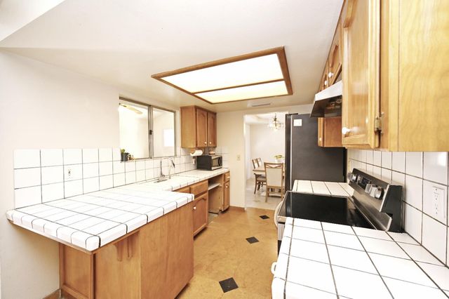 3449 W Wrenwood Avenue, Fresno, CA 93711