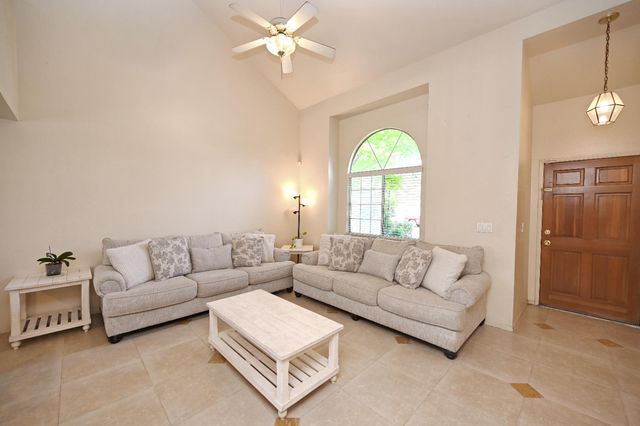 3449 W Wrenwood Avenue, Fresno, CA 93711