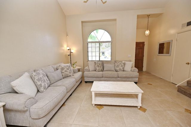 3449 W Wrenwood Avenue, Fresno, CA 93711