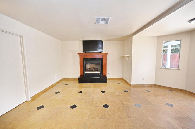 3449 W Wrenwood Avenue, Fresno, CA 93711