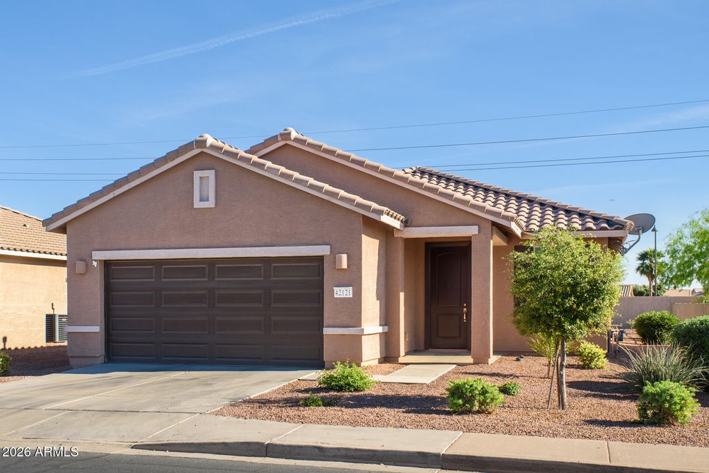 Image 1 of property listing at 42121 W CRIBBAGE Road, Maricopa, AZ 85138