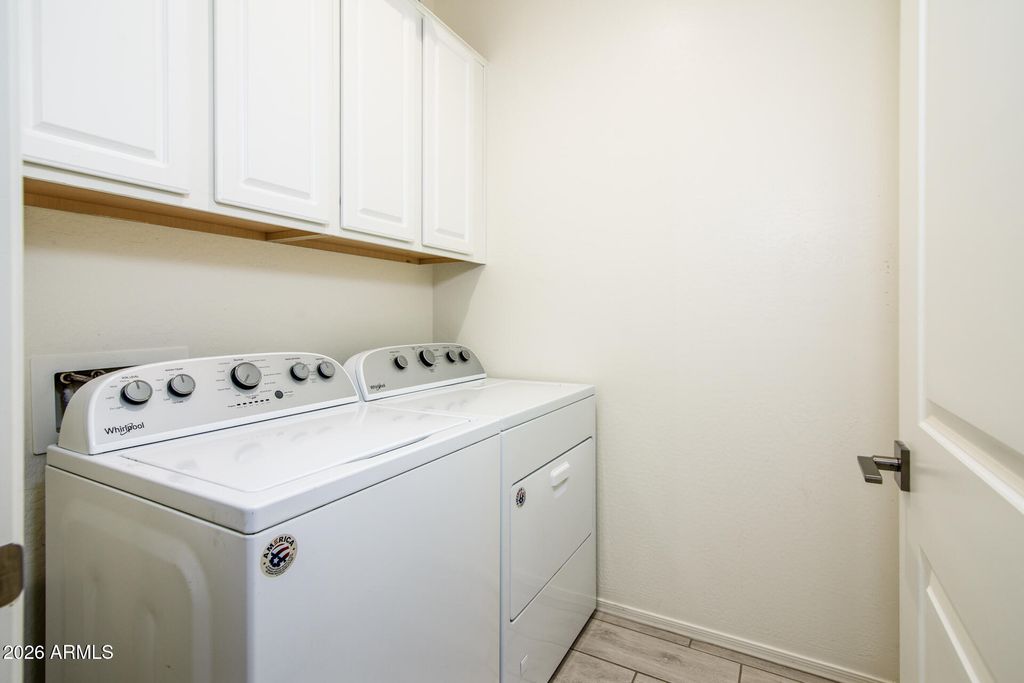Image 12 of property listing at 42121 W CRIBBAGE Road, Maricopa, AZ 85138