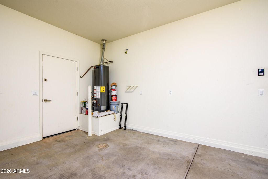 Image 24 of property listing at 42121 W CRIBBAGE Road, Maricopa, AZ 85138
