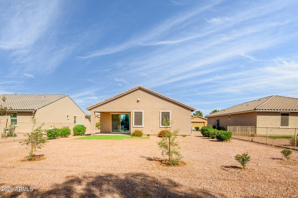 Image 28 of property listing at 42121 W CRIBBAGE Road, Maricopa, AZ 85138