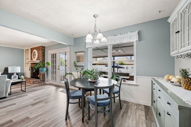 333 Mountainview Drive, Hurst, TX 76054