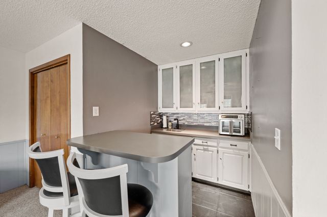 333 Mountainview Drive, Hurst, TX 76054