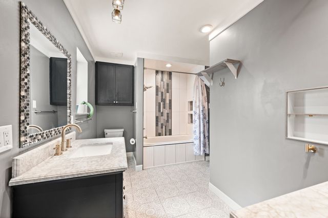 333 Mountainview Drive, Hurst, TX 76054