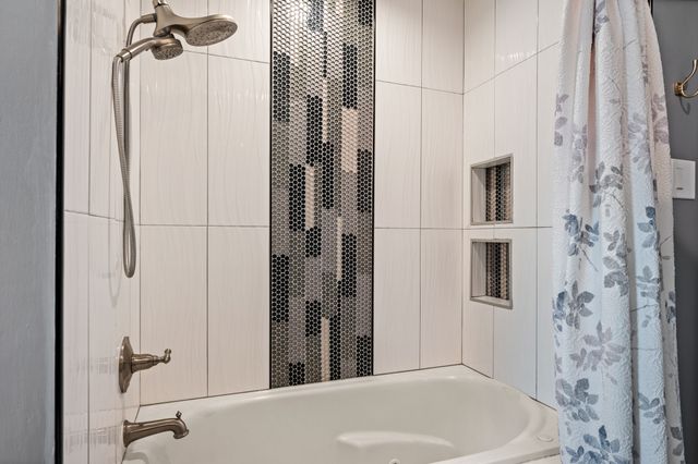 333 Mountainview Drive, Hurst, TX 76054