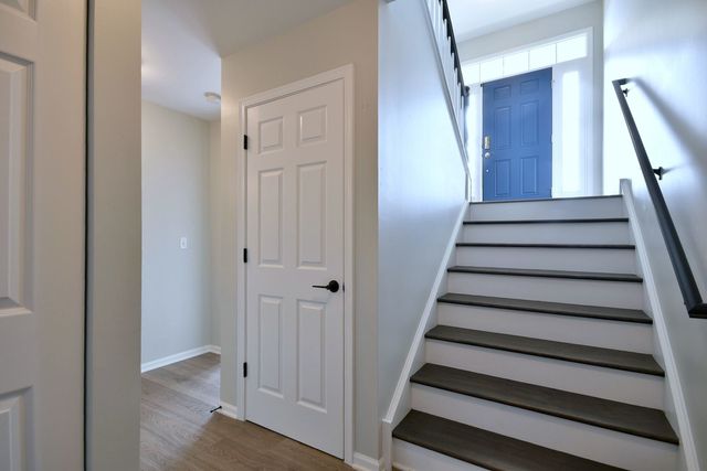 5502 Cambridge Way, Hanover Park, IL 60133