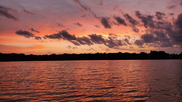 5502 Cambridge Way, Hanover Park, IL 60133