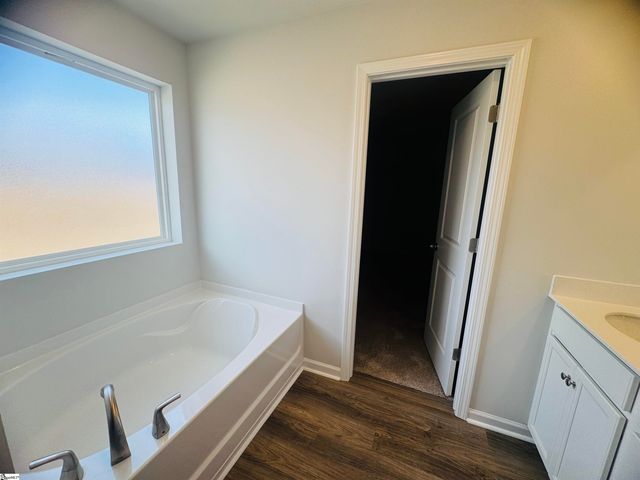 256 Pretoria Drive lot 100, Woodruff, SC 29388