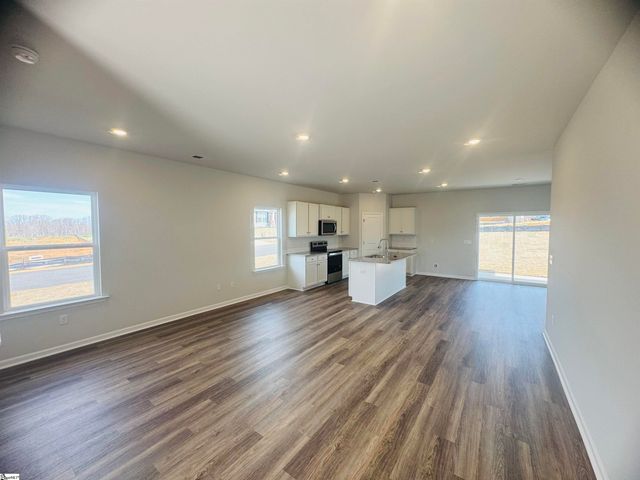 256 Pretoria Drive lot 100, Woodruff, SC 29388