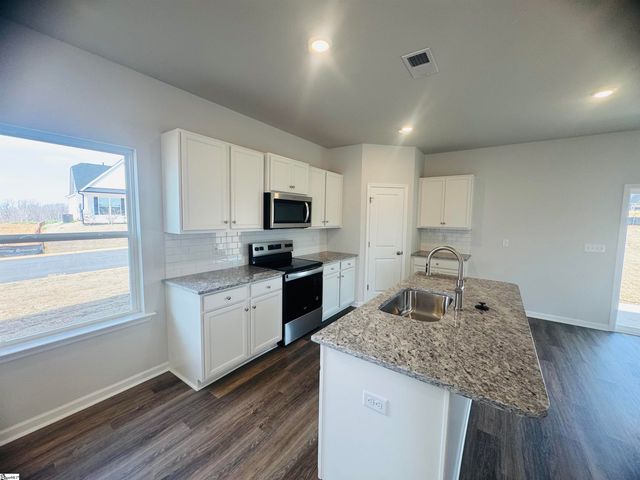 256 Pretoria Drive lot 100, Woodruff, SC 29388