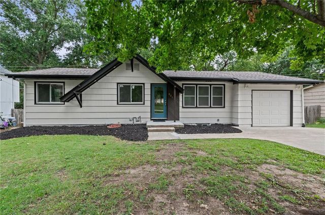 221 Wilshire Boulevard, Liberty, MO 64068