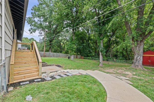 221 Wilshire Boulevard, Liberty, MO 64068