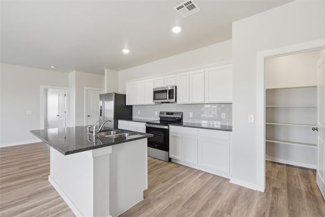 3501 Manning Farms Boulevard, El Reno, OK 73036