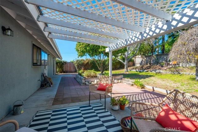 1657 Newport Avenue, Grover Beach, CA 93433