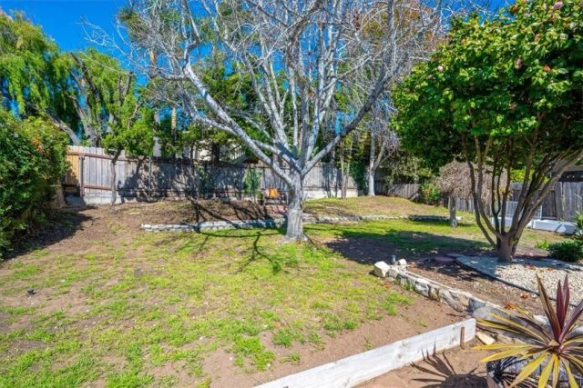 1657 Newport Avenue, Grover Beach, CA 93433