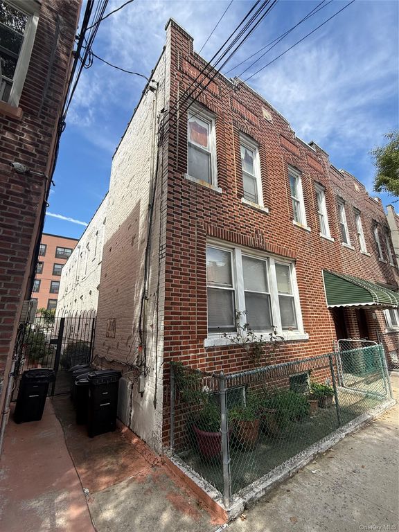 2427 Fuller Street, Bronx, NY 10461 — photo 2