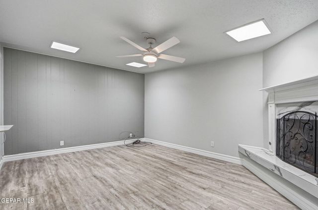 2629 MOUNTAIN Avenue, El Paso, TX 79930