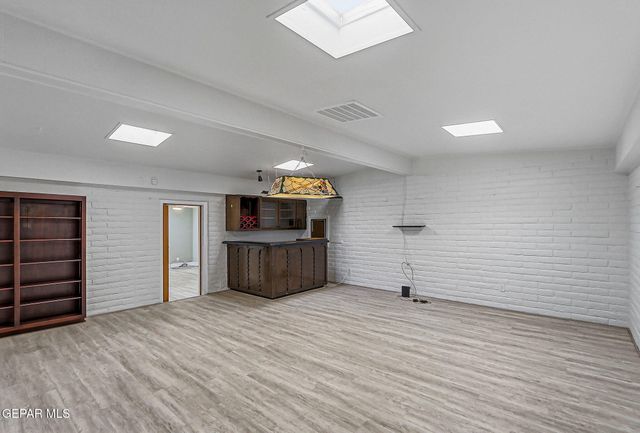 2629 MOUNTAIN Avenue, El Paso, TX 79930