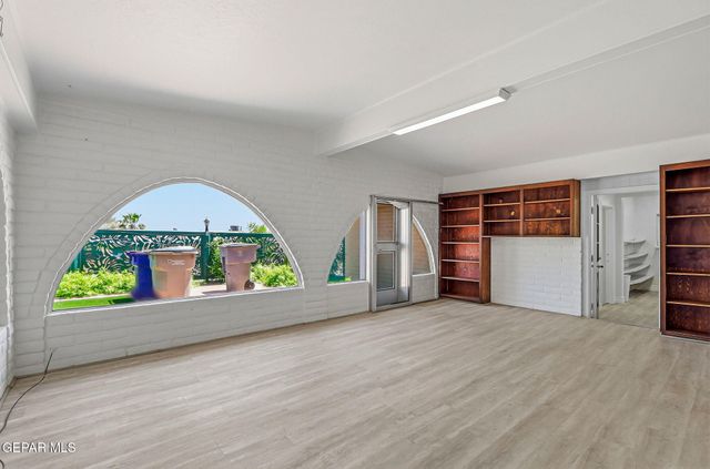 2629 MOUNTAIN Avenue, El Paso, TX 79930