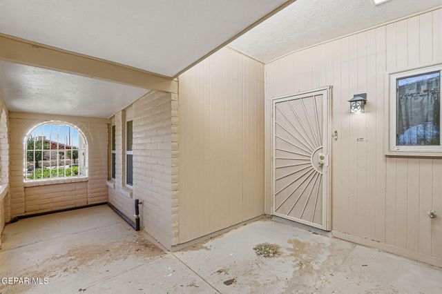 2629 MOUNTAIN Avenue, El Paso, TX 79930
