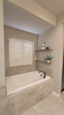 5901 Frio Dr, Midland, TX 79707