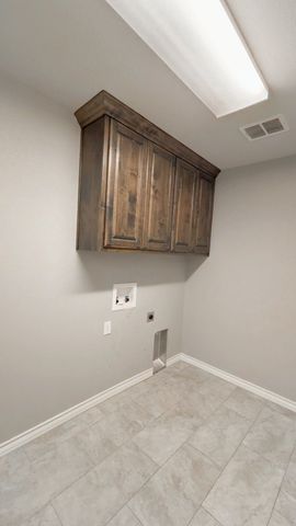 5901 Frio Dr, Midland, TX 79707