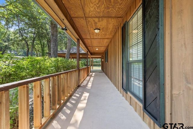 522 Woodside Drive, Hideaway, TX 75771