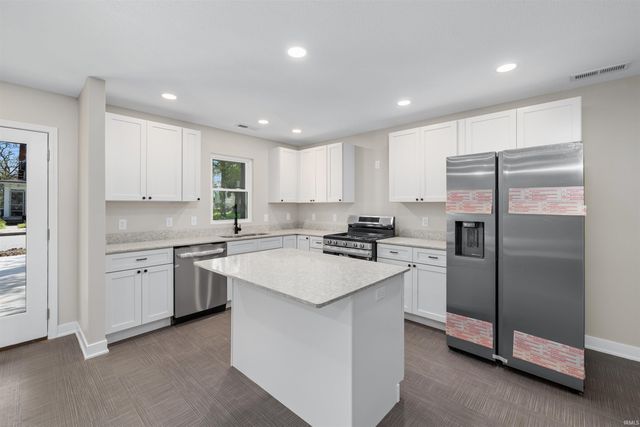 2806 Fox Avenue, Fort Wayne, IN 46807