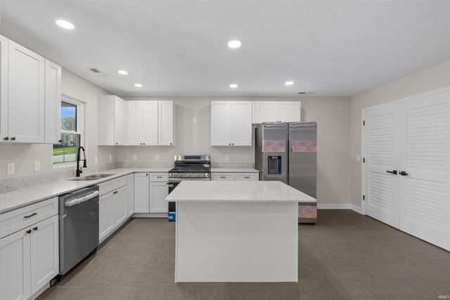 2806 Fox Avenue, Fort Wayne, IN 46807