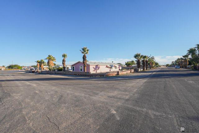 9419 E Spur Dr, Yuma, AZ 85367