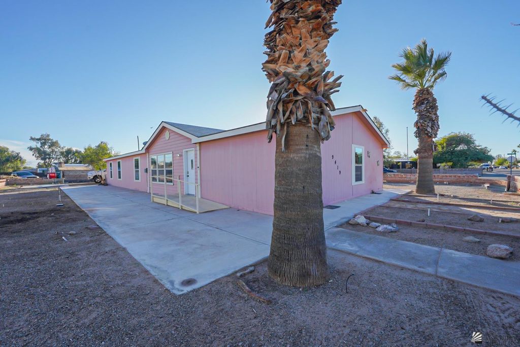 9419 E Spur Dr, Yuma, AZ 85367