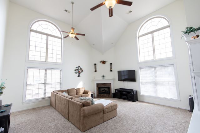 114 Cedar Ridge Ln, Hendersonville, TN 37075