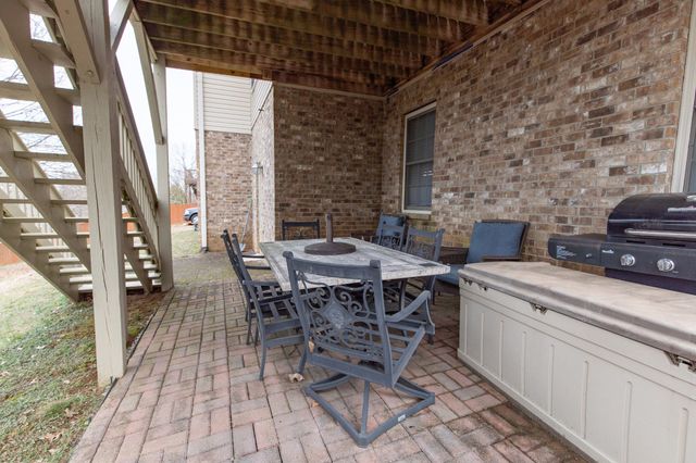 114 Cedar Ridge Ln, Hendersonville, TN 37075