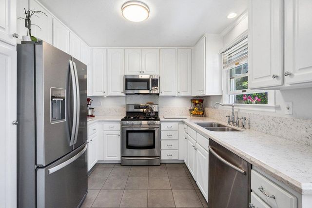 221 Poplar Avenue, San Bruno, CA 94066