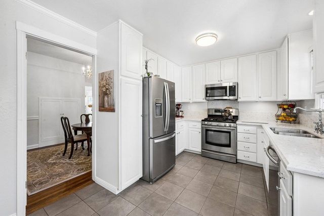 221 Poplar Avenue, San Bruno, CA 94066